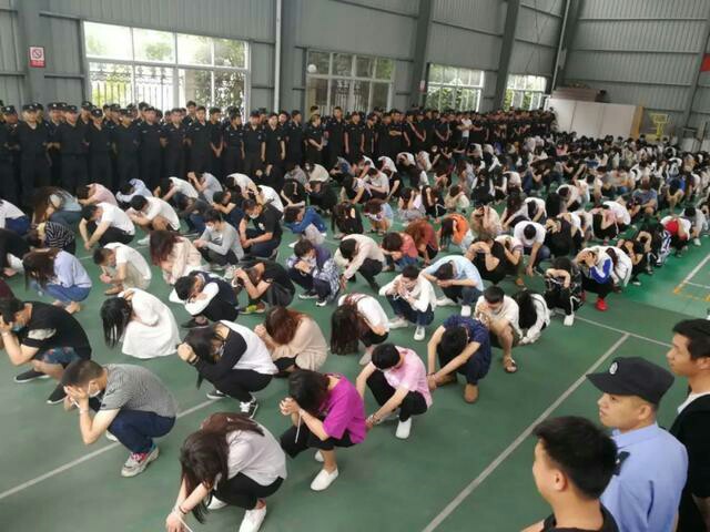 真tm的舒服，我说浙江逾期的高炮怎么不联系我了，牛B台州警方

40 / 作者:Max.Dong / 