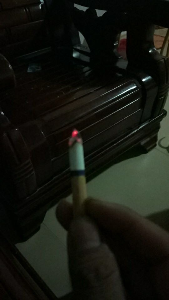 各位老哥，有和魔术口袋一样审核的各位老哥，有和魔术口袋一样审核的口子嘛？99 / 作者:双黑双规 / 