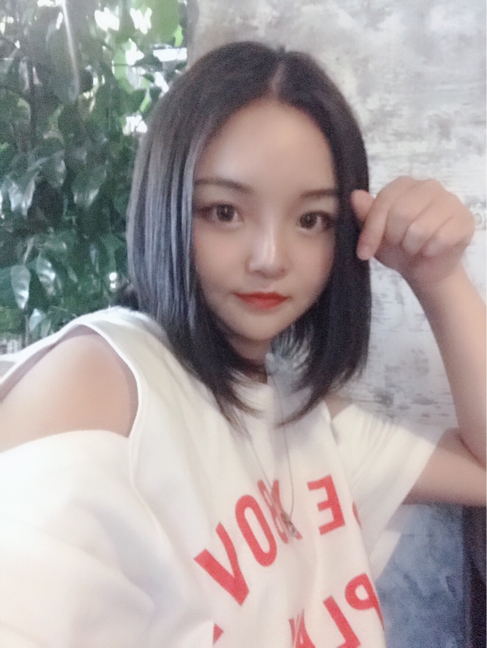 不知有没好心人资助我20元哎，竟然是卡皇乐，无法言喻

72 / 作者:杨佳惠 / 