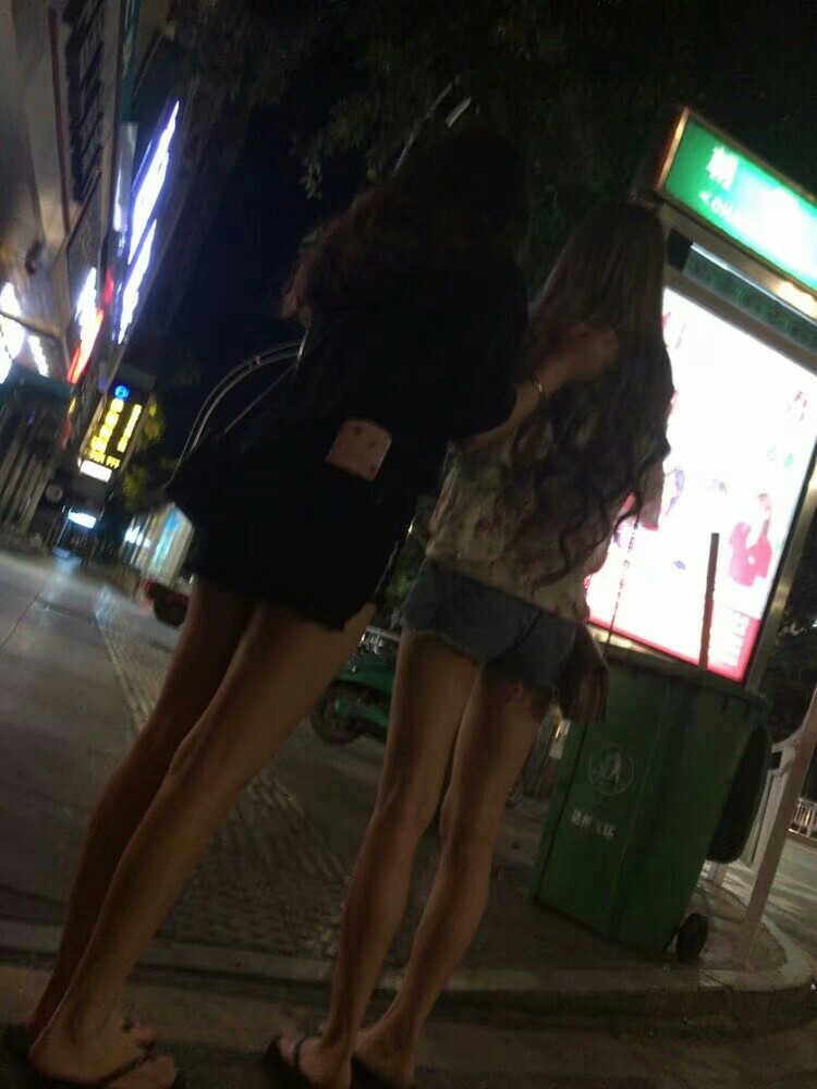 大晚上的无聊啊，好想撸口子，但是又怕拒，啊啊啊


63 / 作者:不想上岸了 / 
