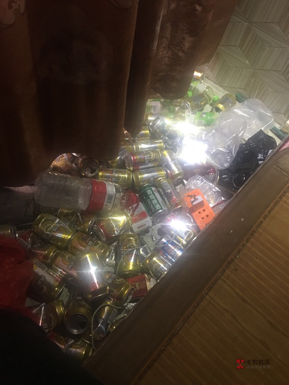 网贷全部强制，下定决心一分不还，网贷全部强制，下定决心一分不还，反正通讯50 / 作者:abcaa / 