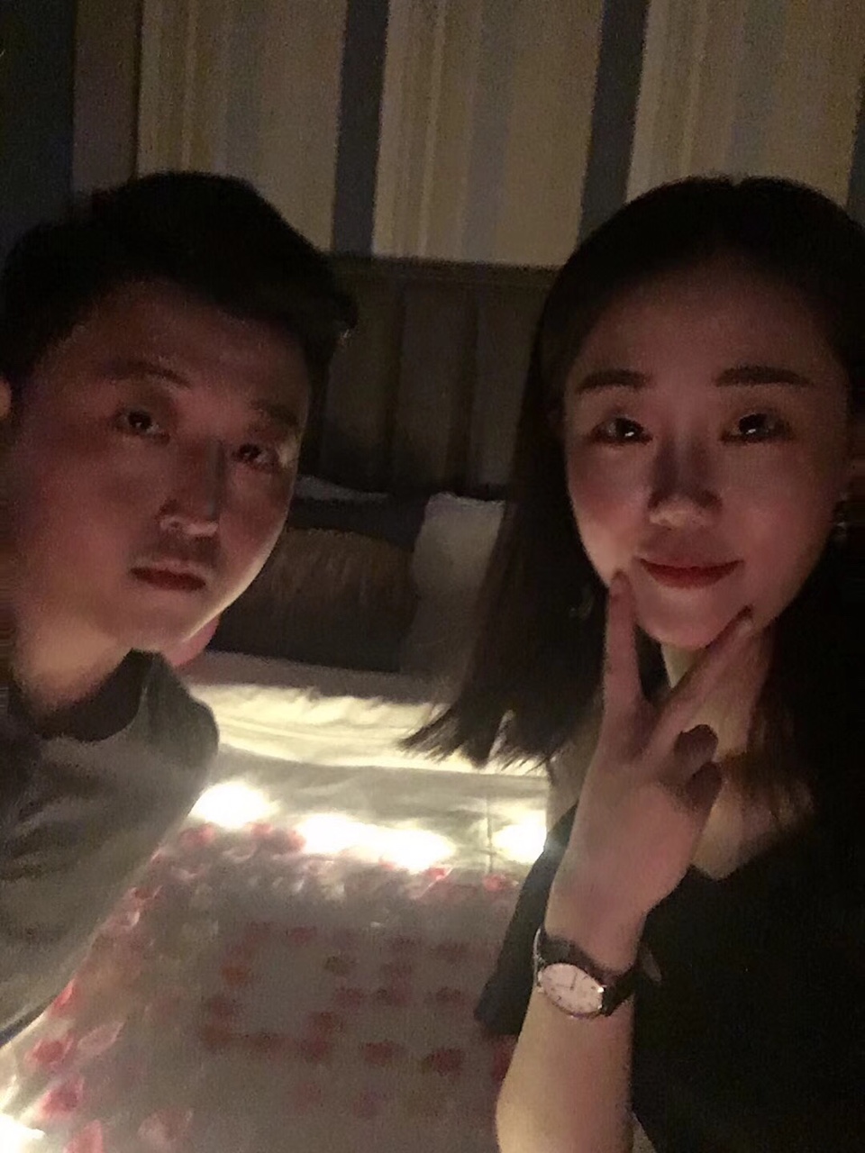 因为都快逾期了，今天去撸了高炮，跟男朋友坦白了，突然觉得真的很对不起他突22 / 作者:选择努力 / 