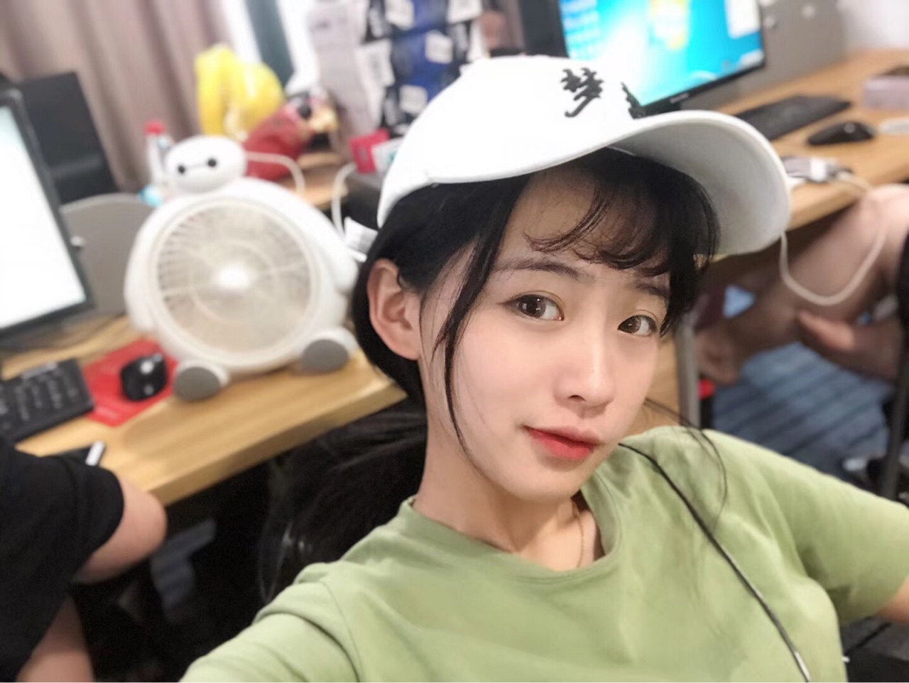现在的催收鸡儿可怕。一言不合就轰炸！爆照一下自己！

69 / 作者:姐对帅哥过敏 / 