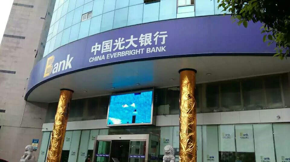 快到中午吃饭了！！如果没钱吃饭，留下你的微信…我发10块钱给你们吃面加一只荷包蛋！17 / 作者:权志龙！ / 