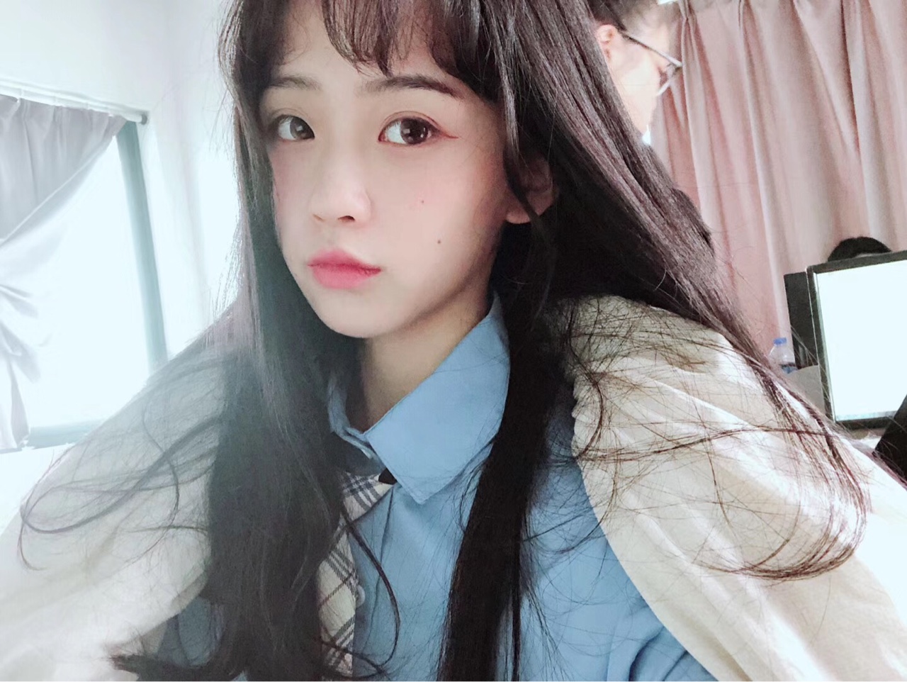 画个淡妆开始撸口子！老哥。推荐口子，条子高炮来者不拒！

72 / 作者:姐对帅哥过敏 / 