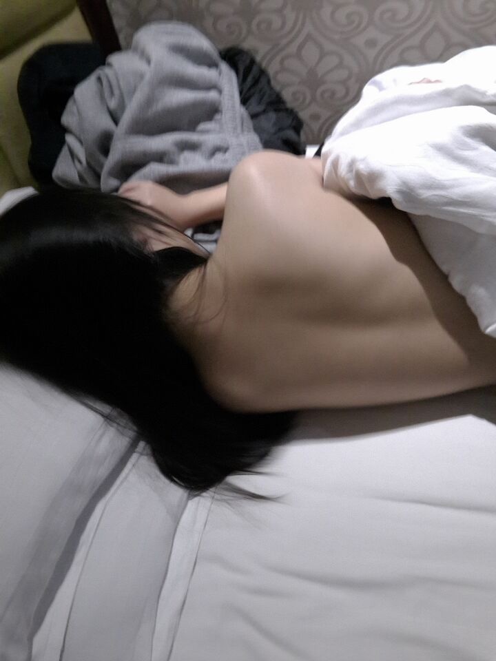 晚上有点冷，晚上有点冷晚上有点冷，晚上有点冷

13 / 作者:rw威 / 