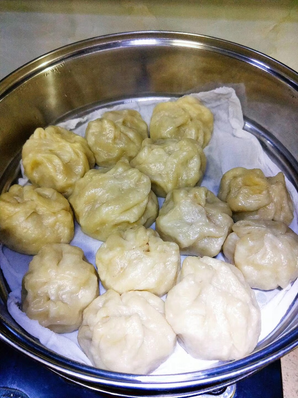 老哥们，看我蒸的包子如何


70 / 作者:视界 / 