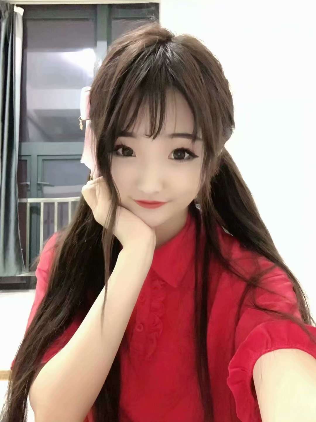 我美吗。我美吗。





67 / 作者:很少撸 / 