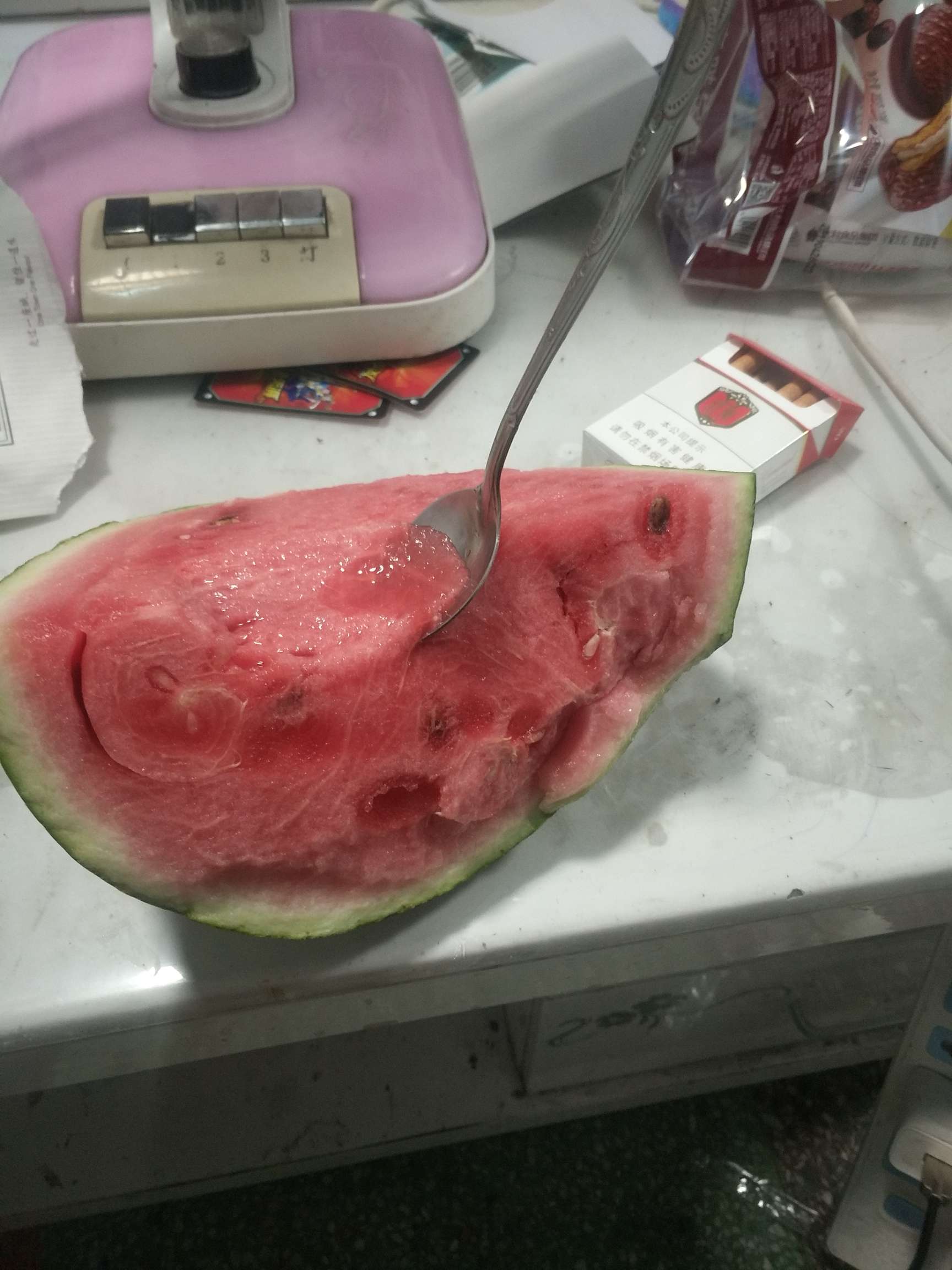 出来吃西瓜啦，妹妹们让我们嗨起来出来吃西瓜啦，妹妹们让我们嗨起来

24 / 作者:毒皇疯狂 / 