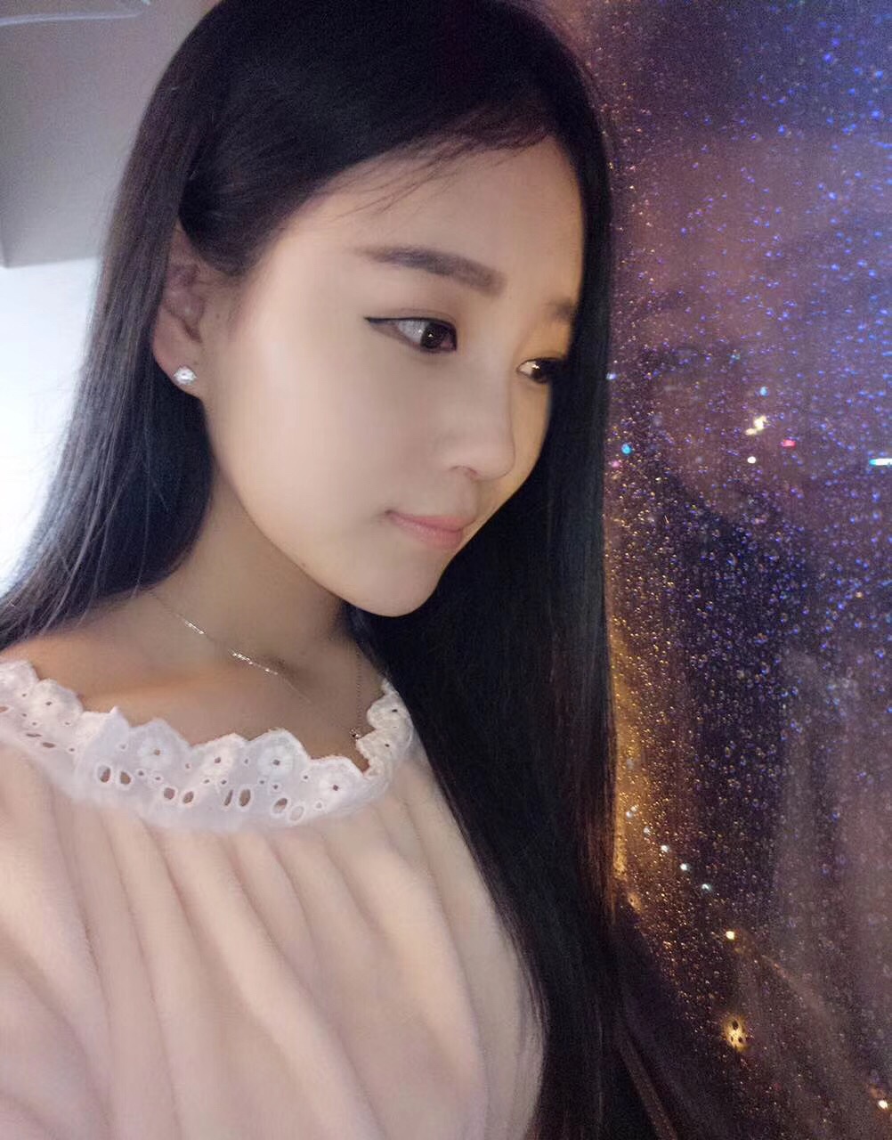 在夜深人静的时候想起她，你现在还在夜深人静的时候想起她，你现在还好吗？高17 / 作者:准备跳楼le / 