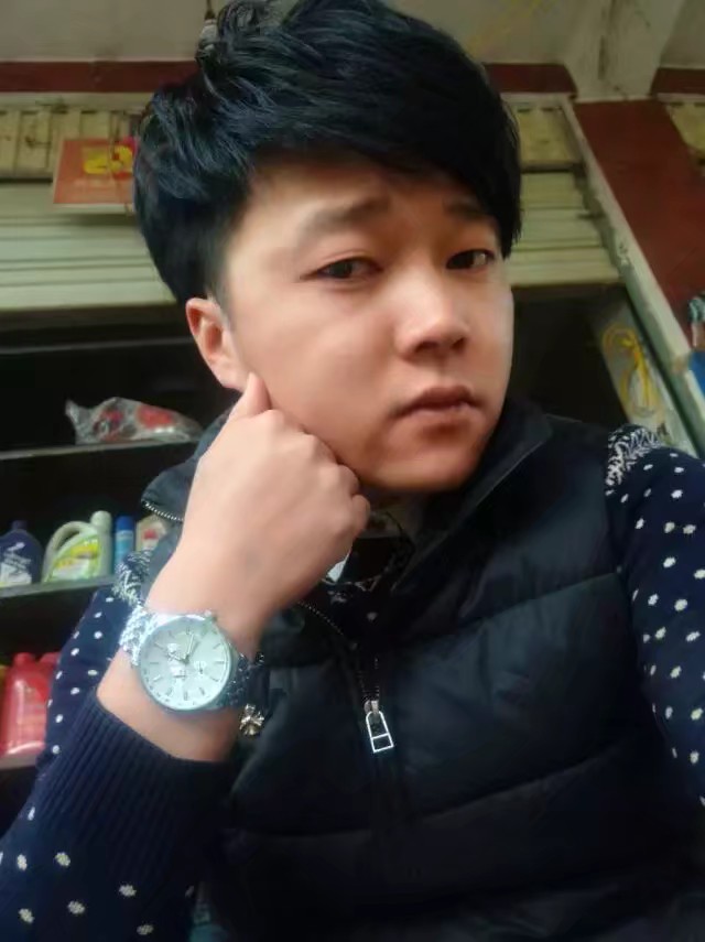 老哥们遇到个骗子，骗微信号的，姓老哥们遇到个骗子，骗微信号的，姓名：高红92 / 作者:way4431 / 