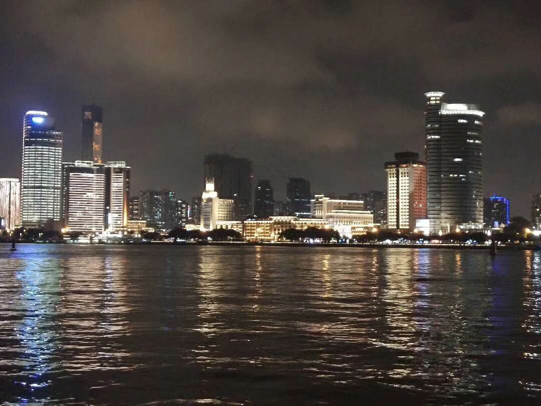 cao尼玛一个都不下，cao尼玛一个都不下，

50 / 作者:撸下都是工资 / 