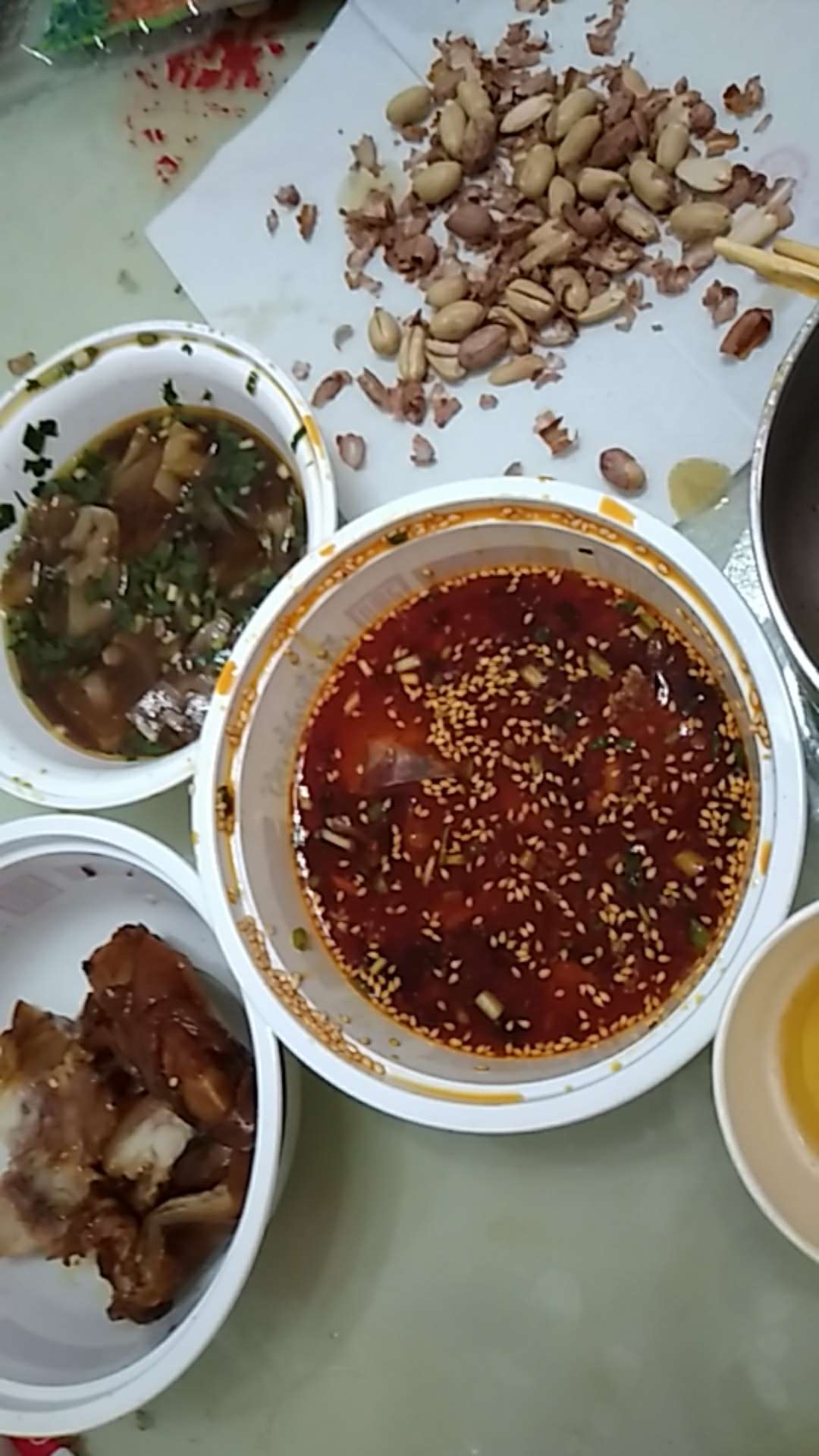 老哥们，吃的差不多了，开始第二波老哥们，吃的差不多了，开始第二波打赏！给34 / 作者:宋晓龙 / 