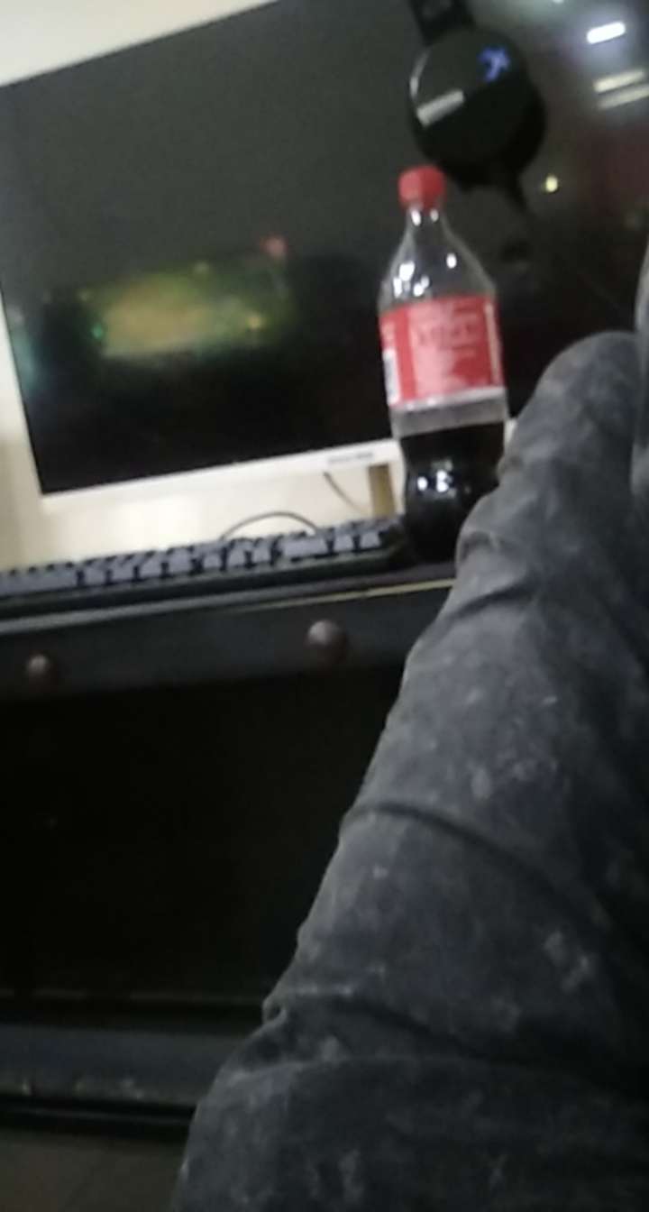 网吧有WIFI有空调有沙发，比出网吧有WIFI有空调有沙发，比出租房舒服多了。撸13 / 作者:17年QZ19年求下 / 