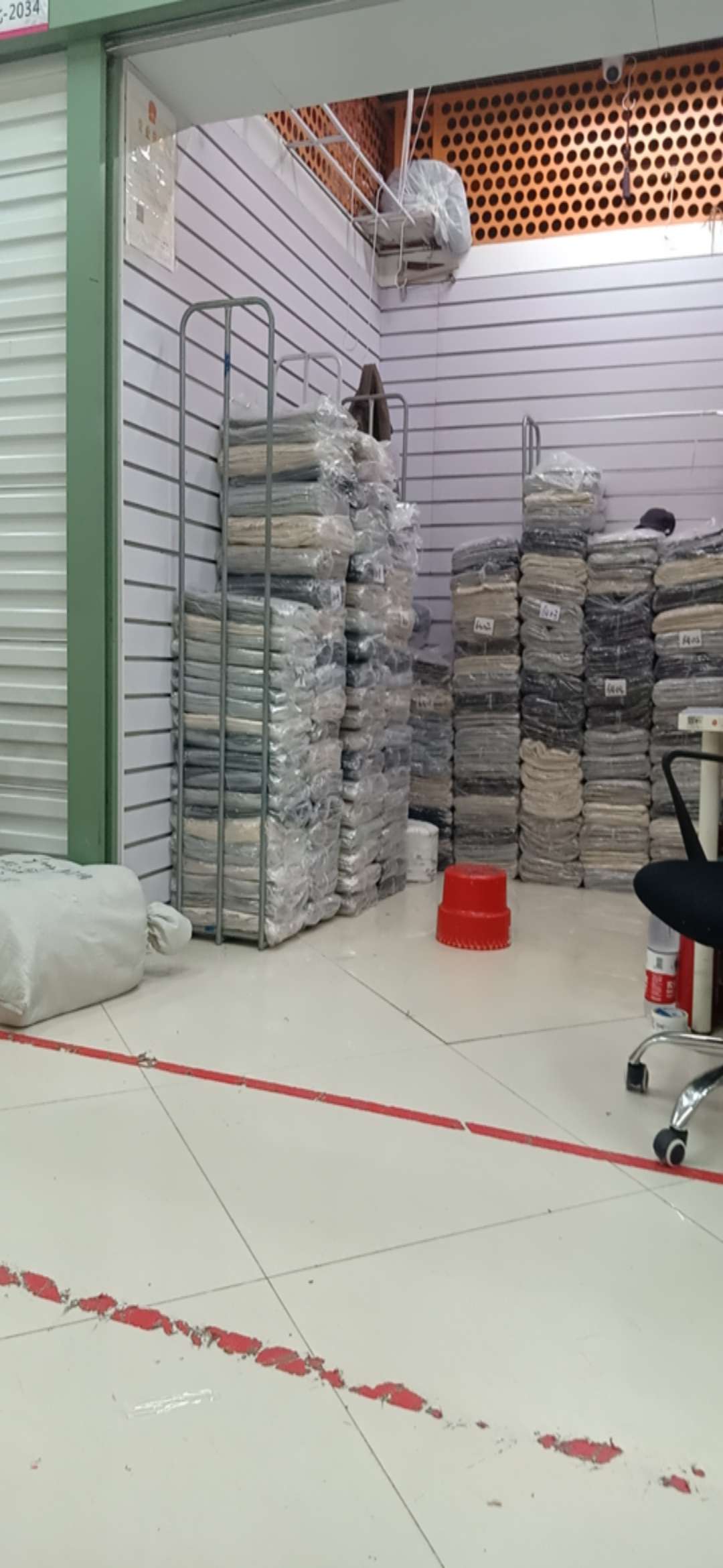 老哥们上班了，不然过年都没钱了，加油加油加油

51 / 作者:qq1998 / 