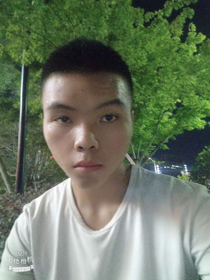 我妈叫我回去了，欠了一万多，身无分文好难过。不赌不嫖



58 / 作者:找个撸友群 / 