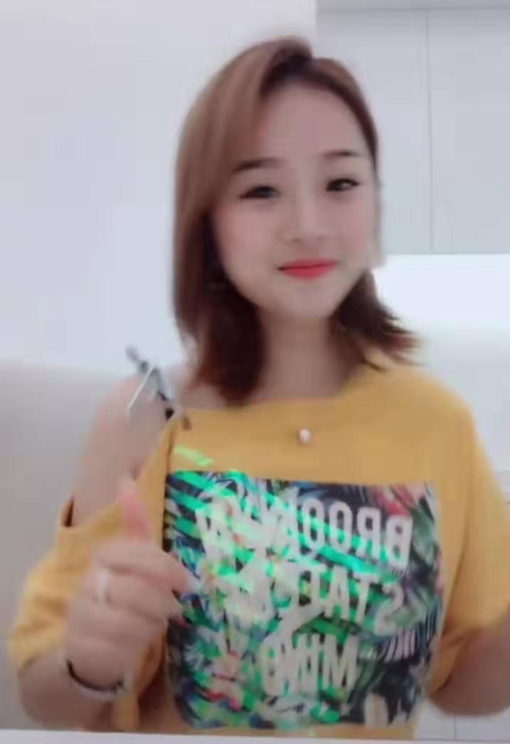 地道四川妹子，有木有妹子也流落街头了，抱个团，以前的我活泼开朗，现在犹如叫花婆子61 / 作者:小花椒 / 