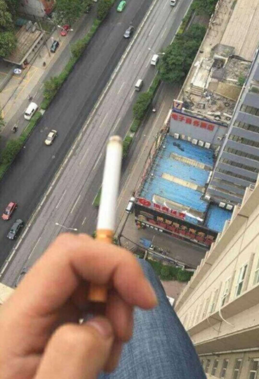 兄弟们，再见

52 / 作者:小妖不是妖 / 