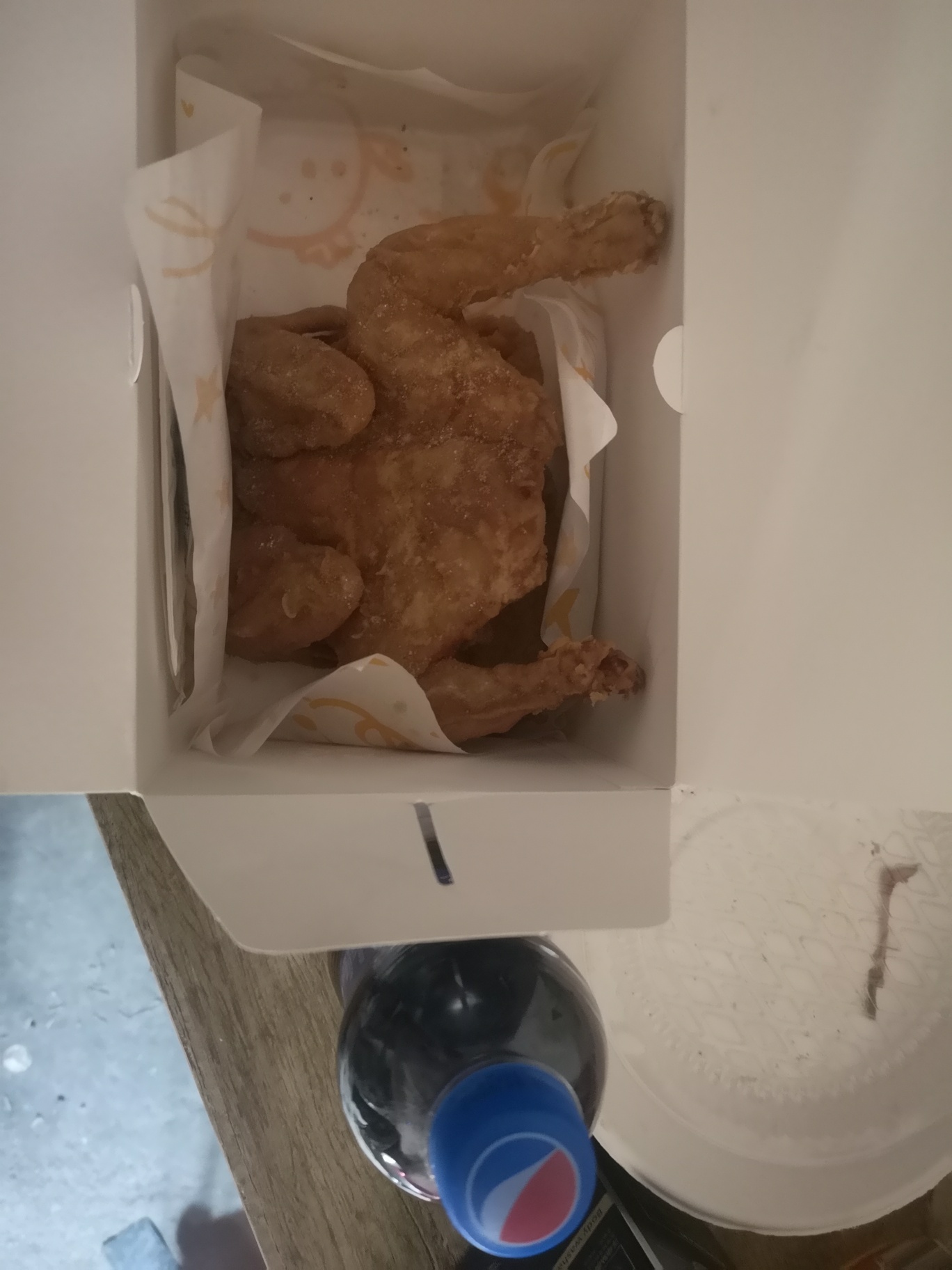 到了到了，马上就来发帖了，卧槽，顺便问一句，刚刚给我送外卖那个老哥是不是也在卡农49 / 作者:没出息 / 