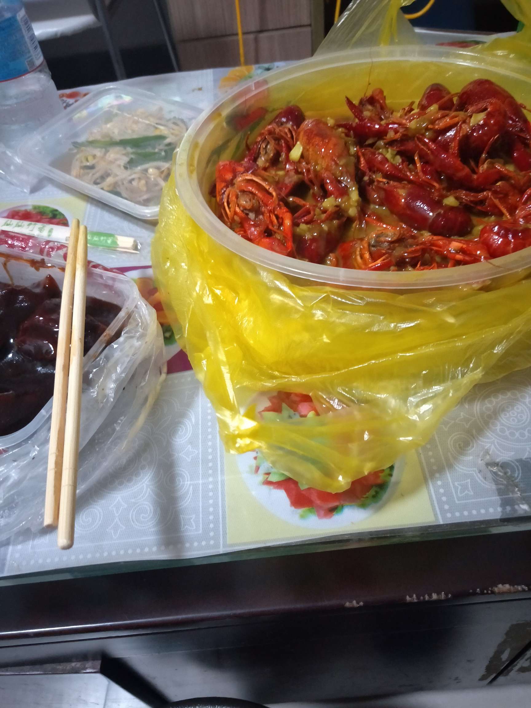 休息休息，吃点想吃的

94 / 作者:7情6欲 / 