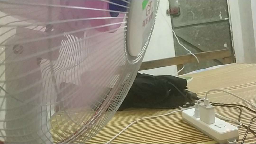 老哥们，有谁一起去深圳富士康不泡妹子

89 / 作者:烦人的夏风 / 