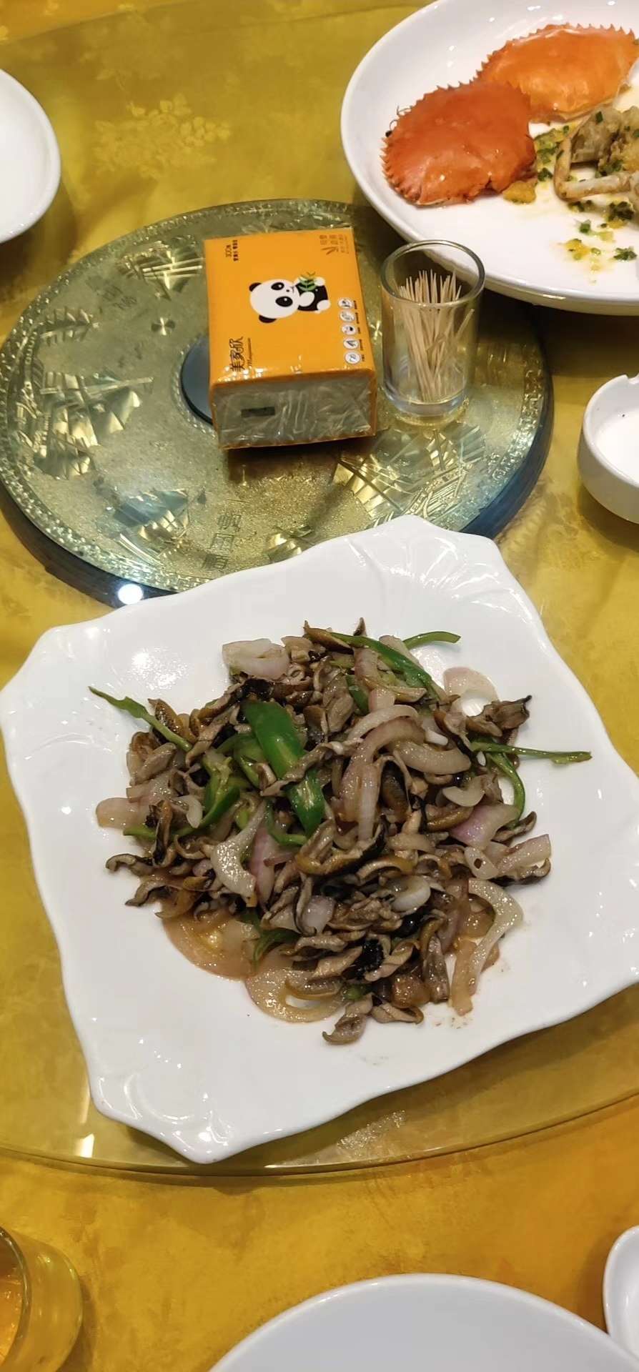 高铁上撩一妹子，还请我吃顿饭，我有想法





74 / 作者:HLX1314520 / 