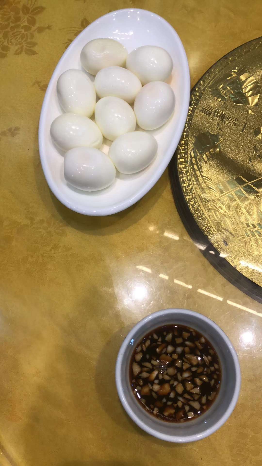 高铁上撩一妹子，还请我吃顿饭，我有想法





94 / 作者:HLX1314520 / 
