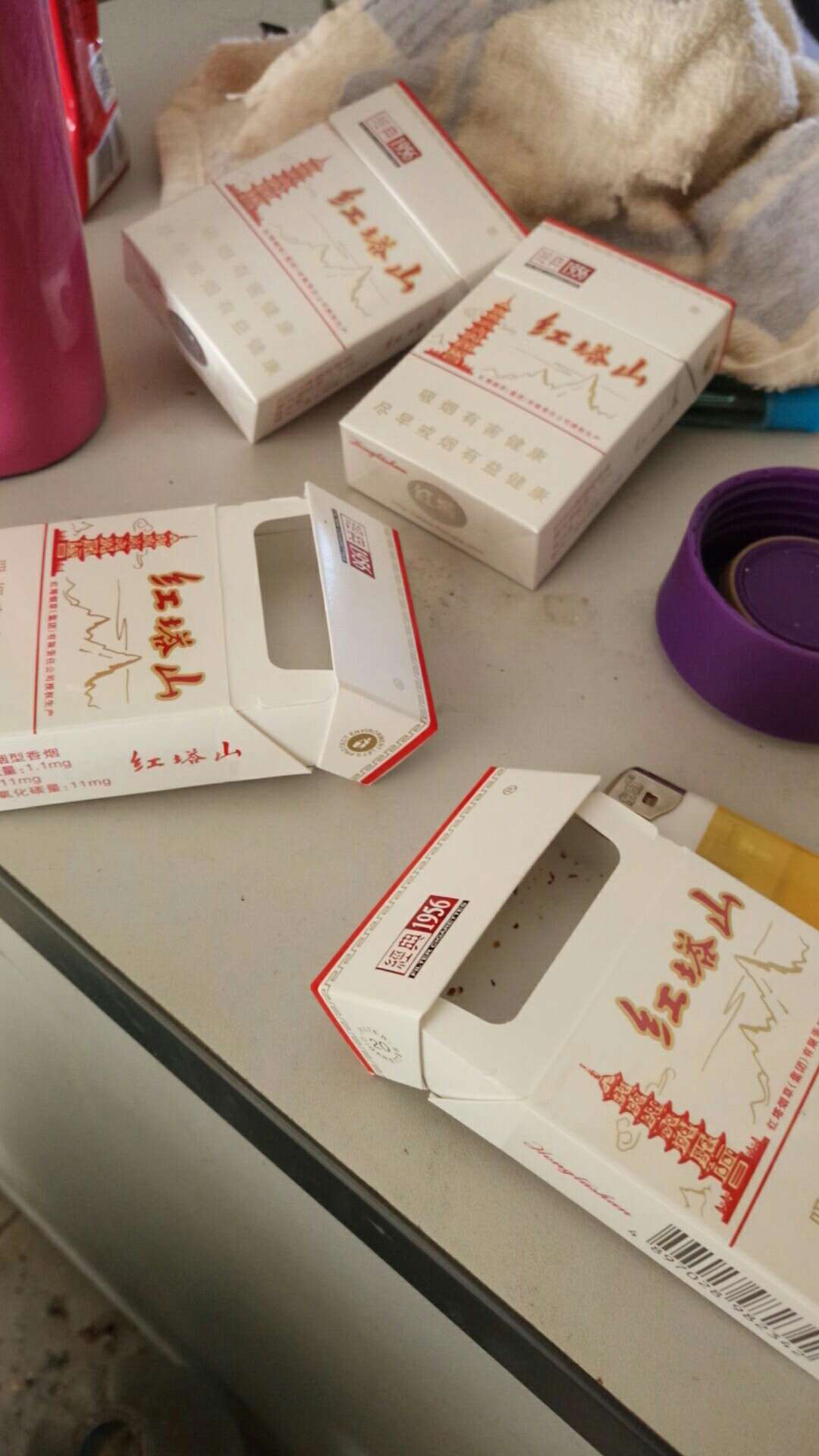 4块5能买什么烟？ 怀念中学时代可以买散装烟

33 / 作者:运筹帷幄之 / 