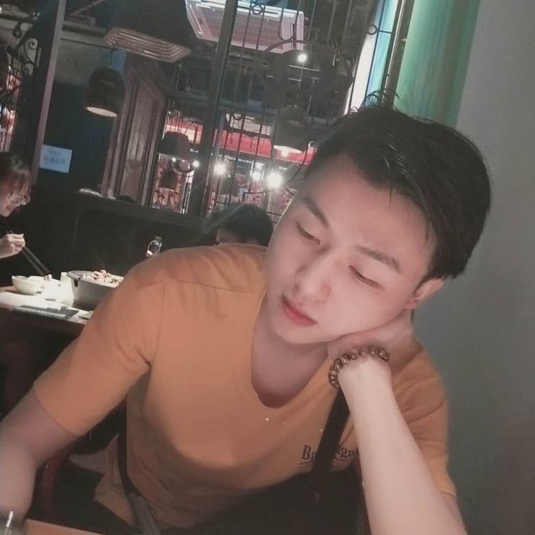 全家必S的玩意。

11 / 作者:你过去那发型呢 / 