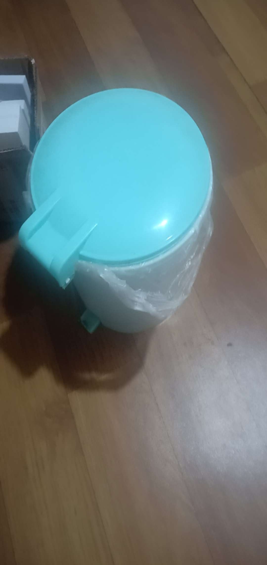 最近看到好多文章，被网贷或者是堵坑的没法好好生活的人，太多了，唉，生活不容易

47 / 作者:广西飞宇 / 