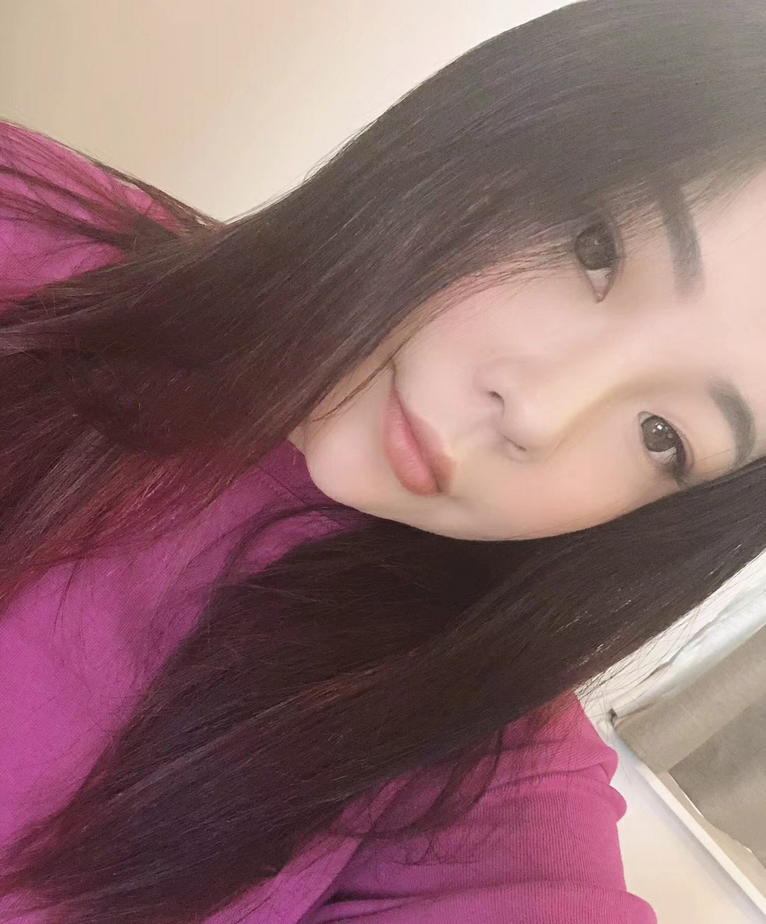 我飘了，我也要打赏，挑一位肤白貌美大长腿，老姐，打赏100人民币，此贴海选，要的发26 / 作者:卡农是首歌 / 