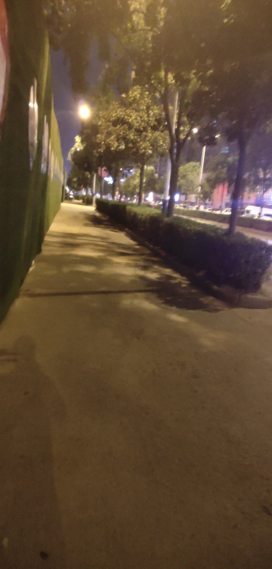 卡农老哥真的很神奇。动不动就几天没吃饭。
我今天跟媳妇吵架，一个早饭没吃。到中午38 / 作者:13275649868 / 