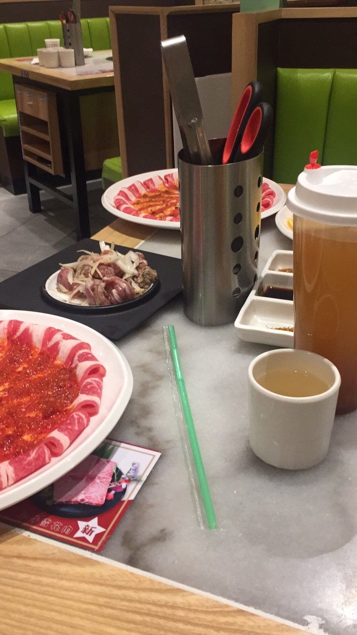 卡皇了

64 / 作者:高皮皮 / 