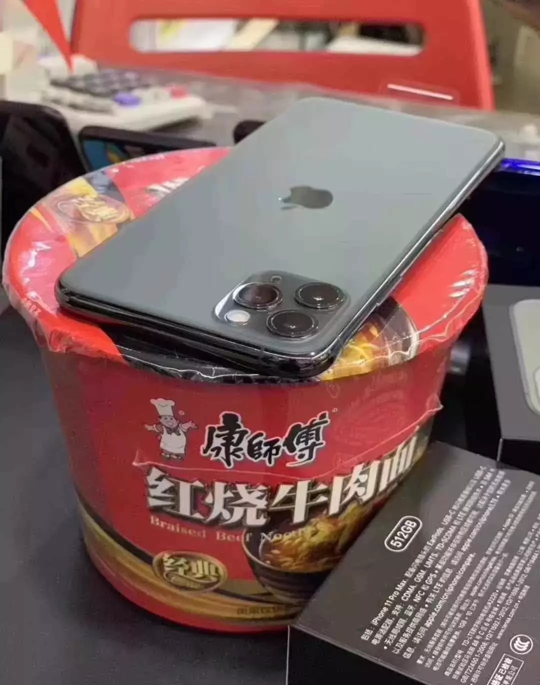 好饿

64 / 作者:18688436726. / 