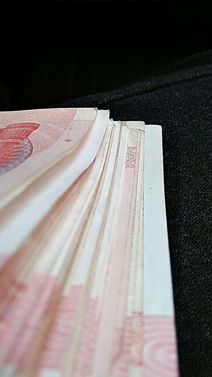 卡农里面这个人呐，我想跟你说一声。做人不是这样做的，人穷但是志不能短。你是人穷志37 / 作者:yinghuang6414 / 