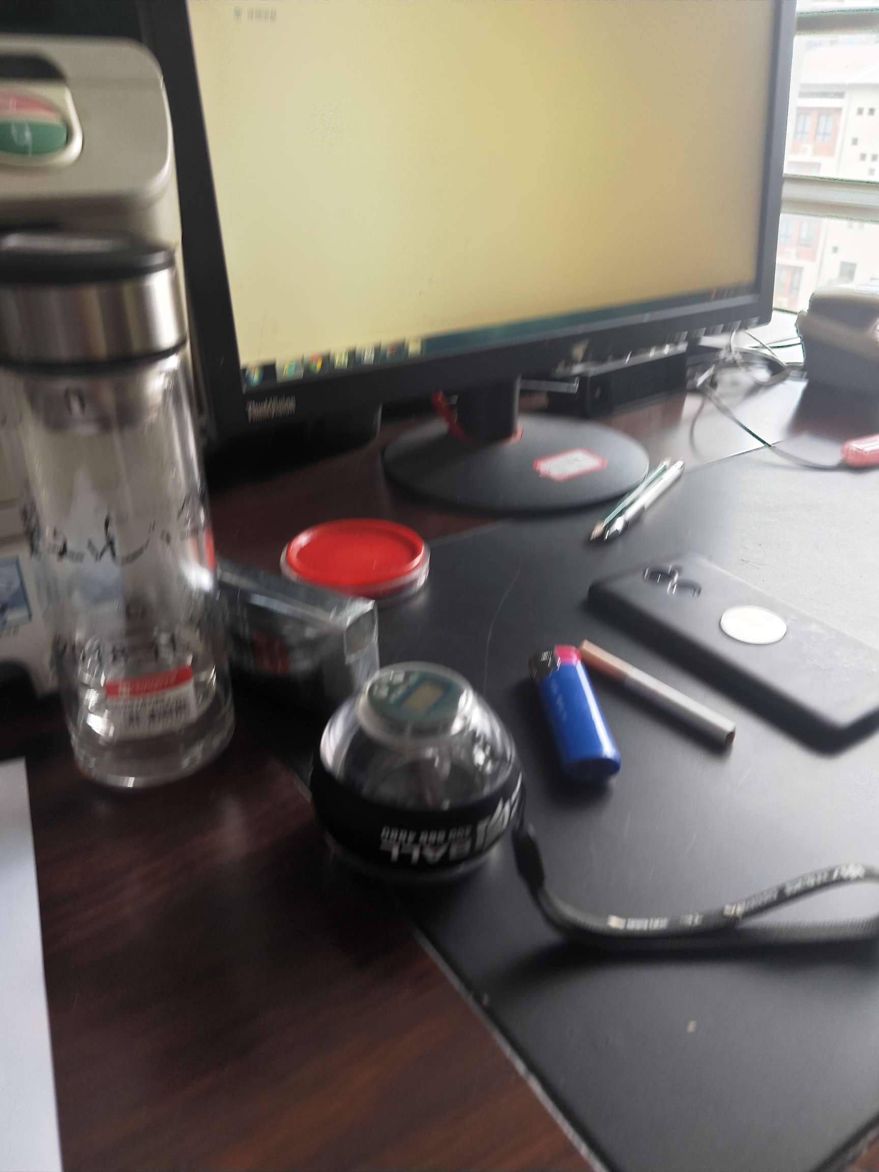 接上一贴，我又来公安局了，了解了原来是经侦的，在这里做笔录，问的好详细，问家庭住31 / 作者:海水123 / 