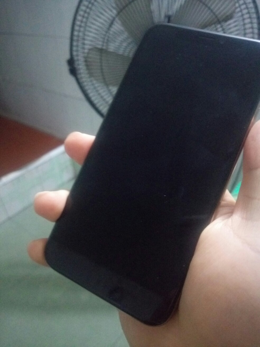 卧槽，刚捡到一台iPhonex，这怎么搞


35 / 作者:撸口狂魔1996 / 