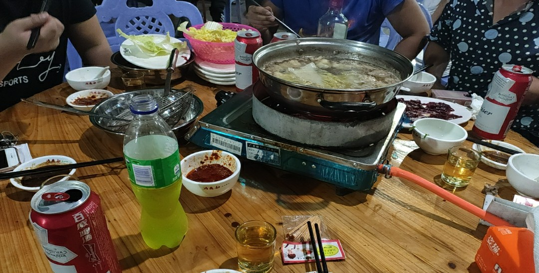 直播之潮州老哥三五瓶

51 / 作者:白卡神撸 / 