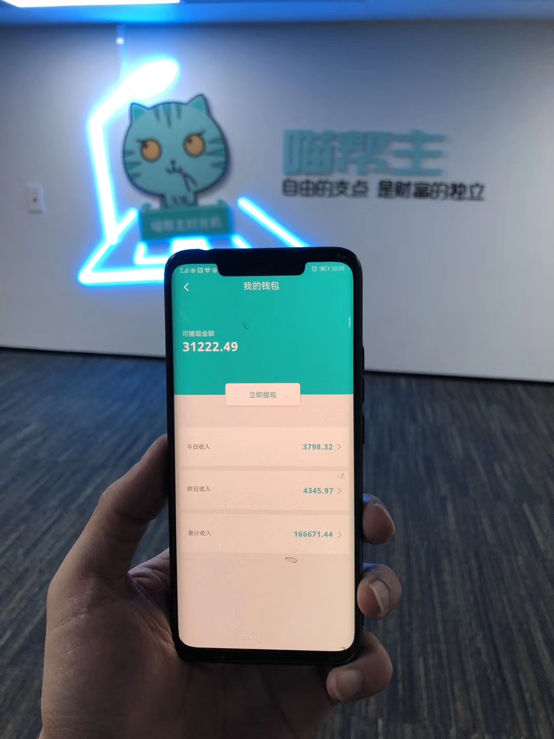 没毛病吧。什么都没有。这下删不了吧。

93 / 作者:概率哥147258 / 