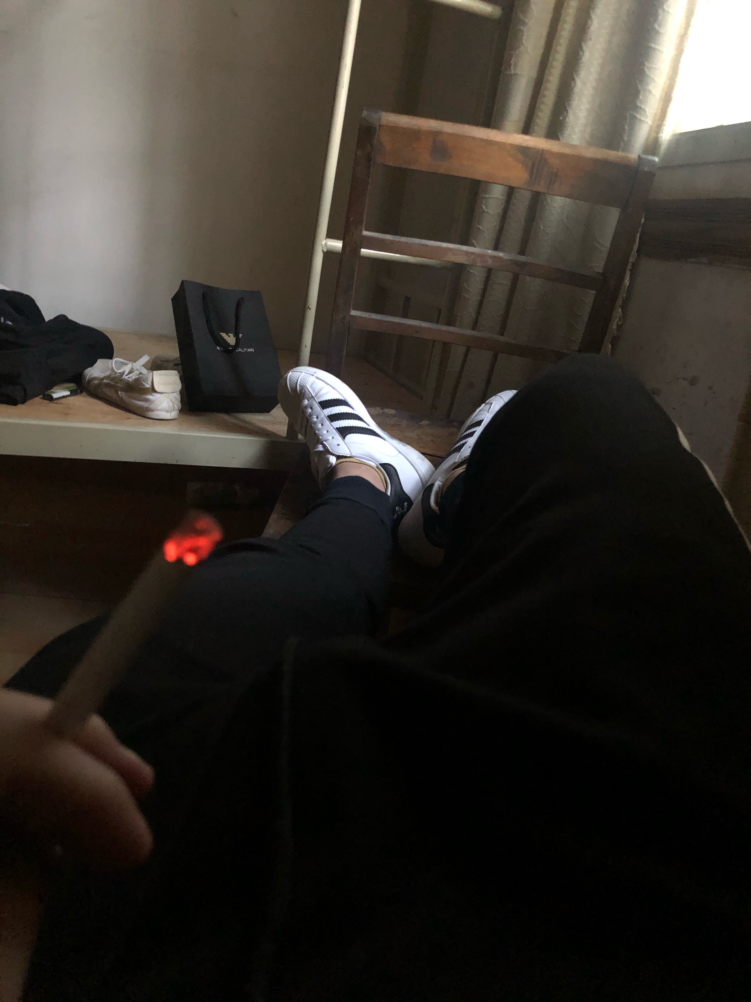 已瘫痪

95 / 作者:威威504627826 / 
