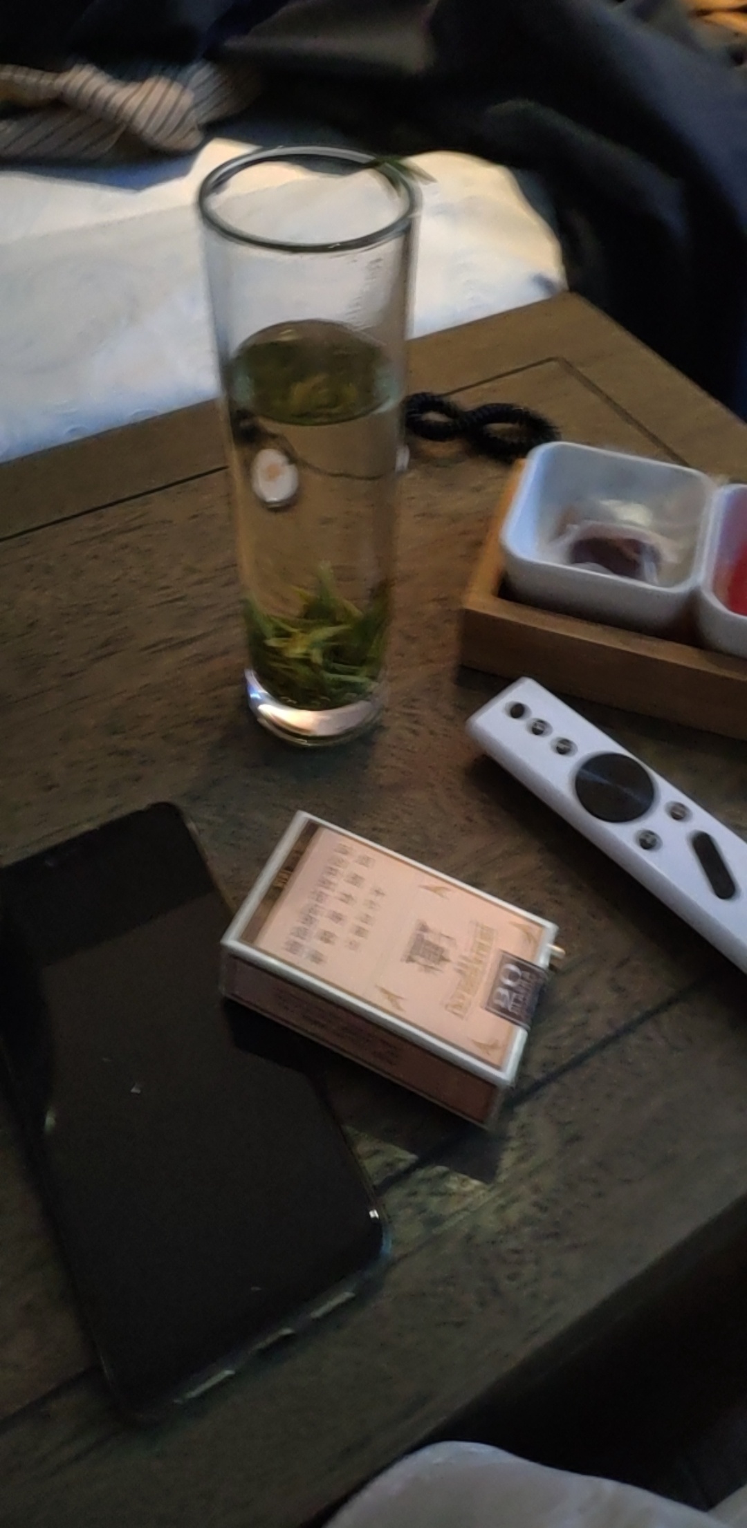 上岸的日子真舒服


24 / 作者:准备强制失踪了 / 