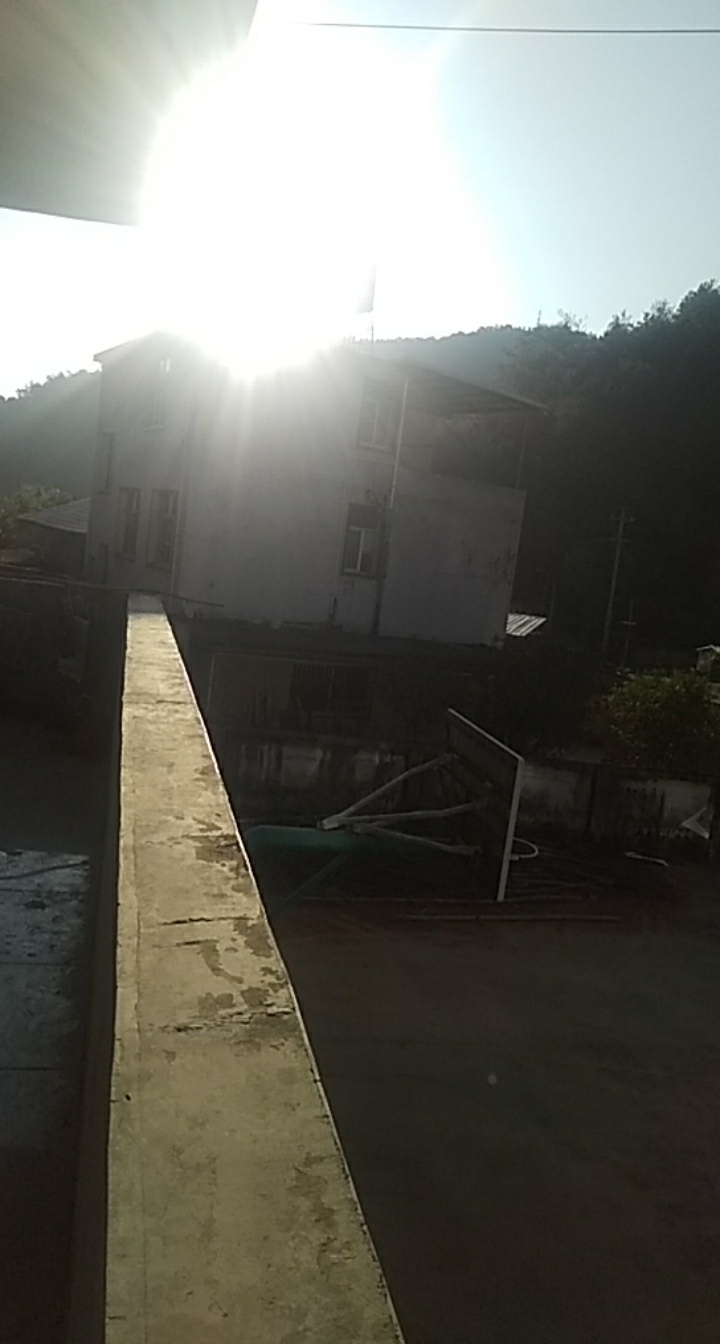 唉，饭都没吃又得上班了

8 / 作者:雨落千秋 / 