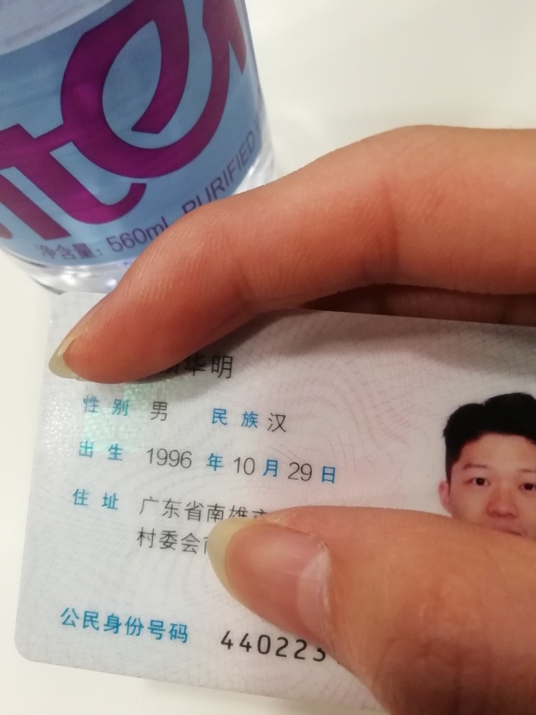 老哥们，今天生日了。下水四年每年生日都一个人孤孤单单，能不能来这收获个祝福

98 / 作者:咸鱼想翻身 / 
