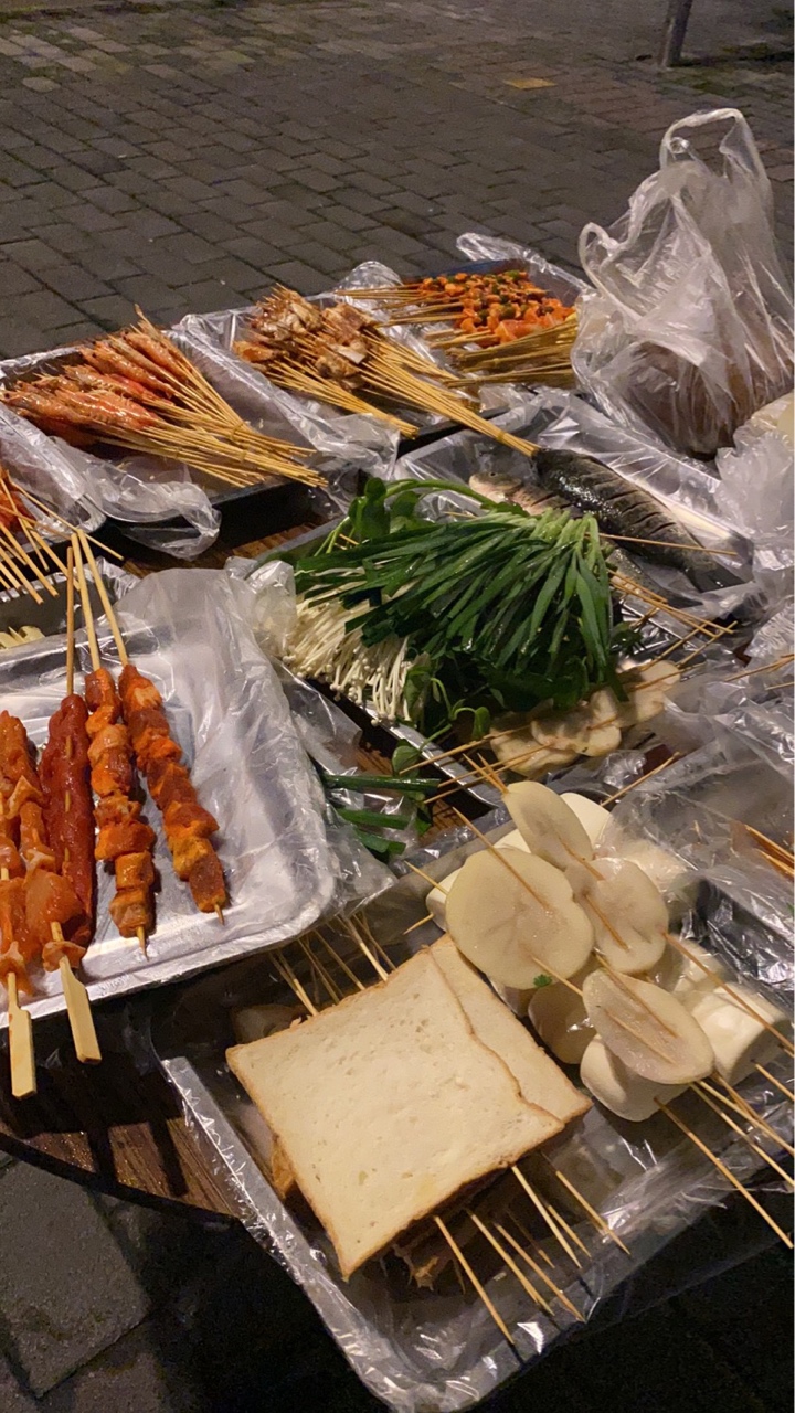 023江北地区。老歌免费来吃。我做的小摊。没吃饭的来

30 / 作者:射在你下面 / 