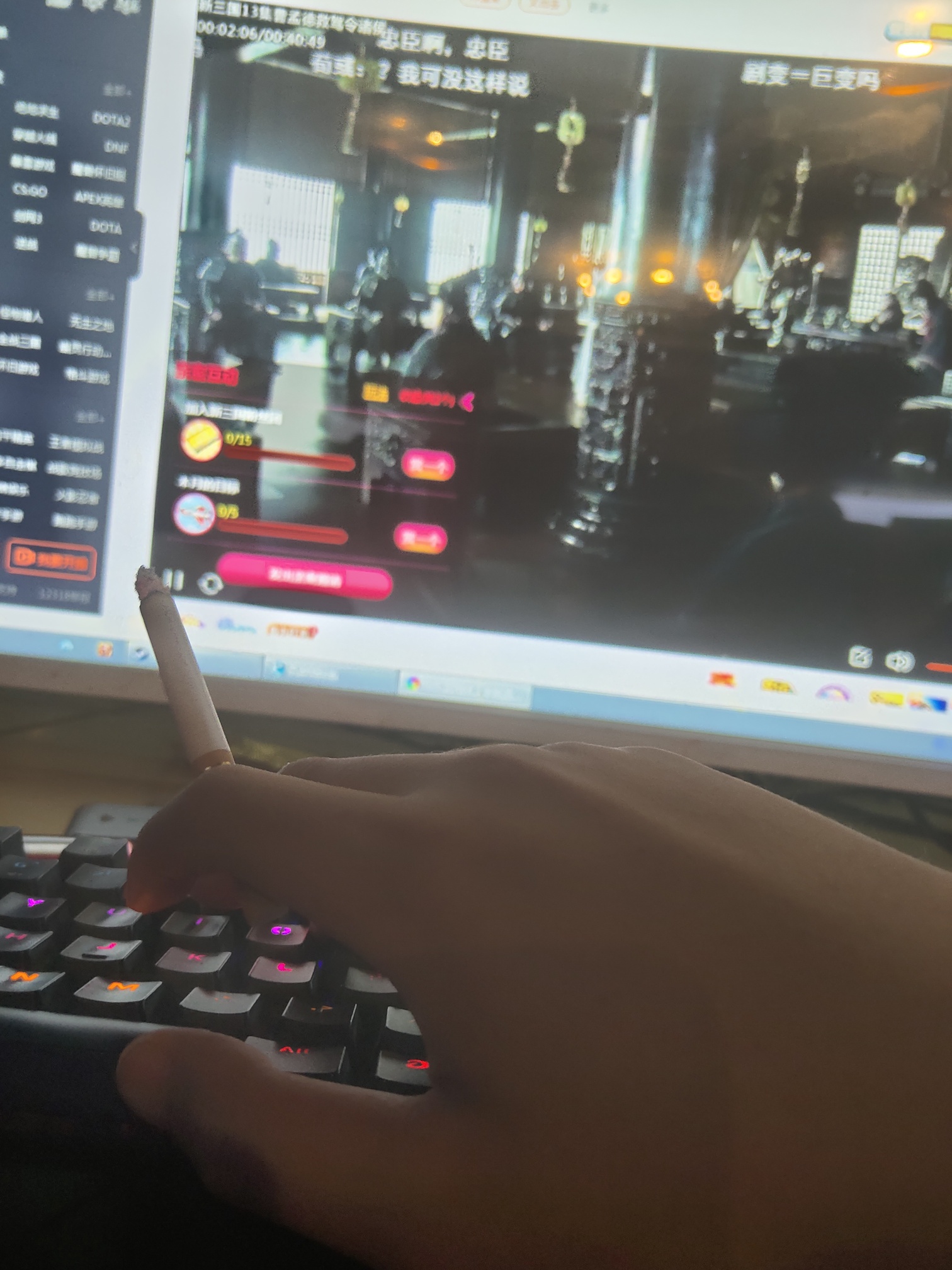 瘫痪在网吧0539

63 / 作者:周晓林 / 