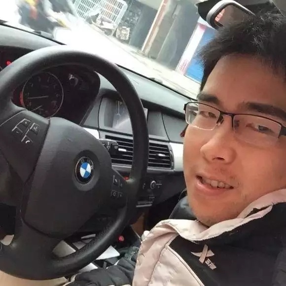 没睡的真老哥，出来怀念一下曾经大吧的传奇人物吧

本神尽力了 只能帮你们找到这些了
49 / 作者:跟着豪哥挣美刀 / 