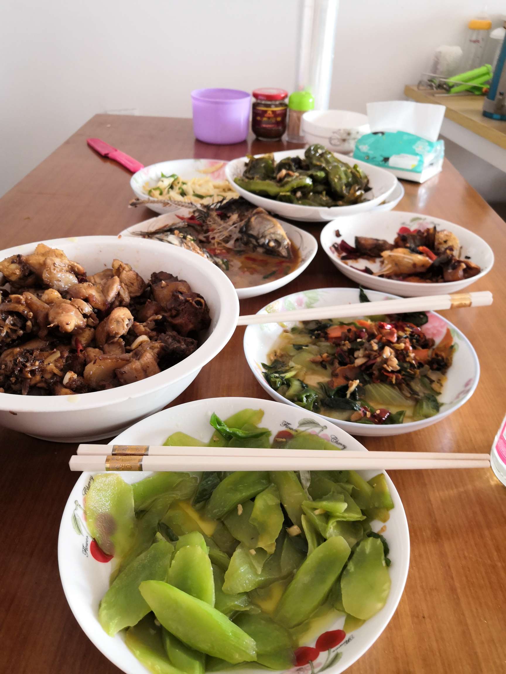 开饭！


59 / 作者:534782118 / 