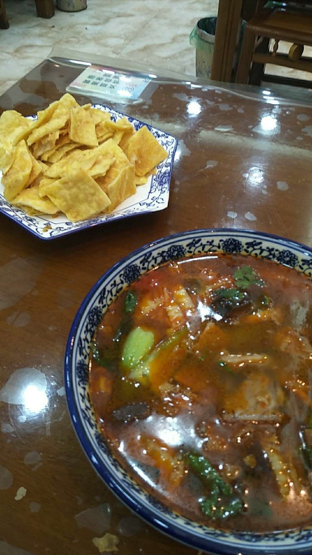 有没有昆山的老哥 来找我吃早餐。一起浪。



98 / 作者:疯癫范 / 
