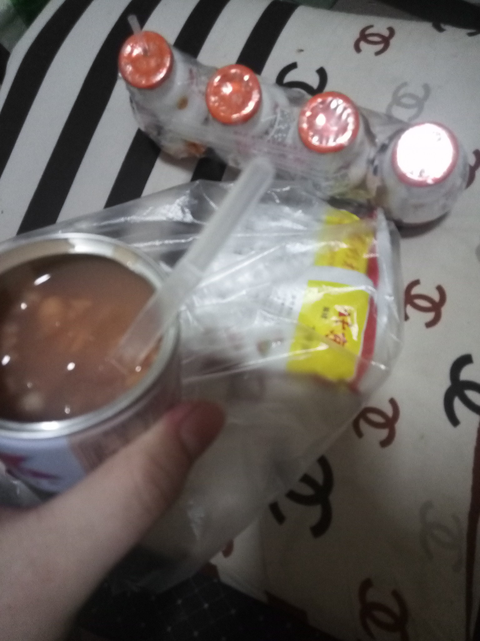 饿了

20 / 作者:坚信不是最糟的 / 