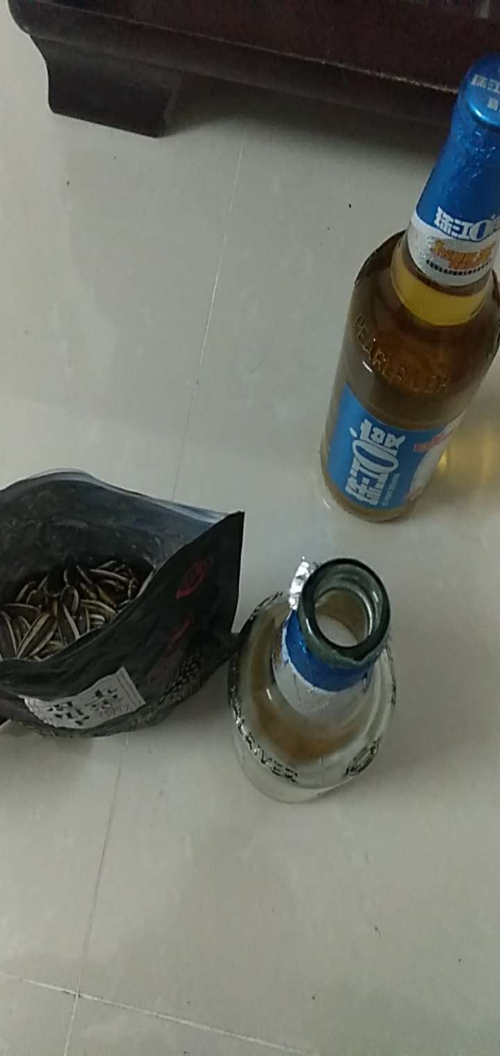穷到睡不着

22 / 作者:喜欢你1 / 